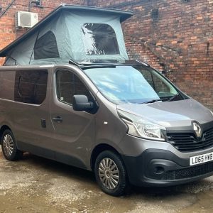 2015 Renault Trafic Vivaro Sport