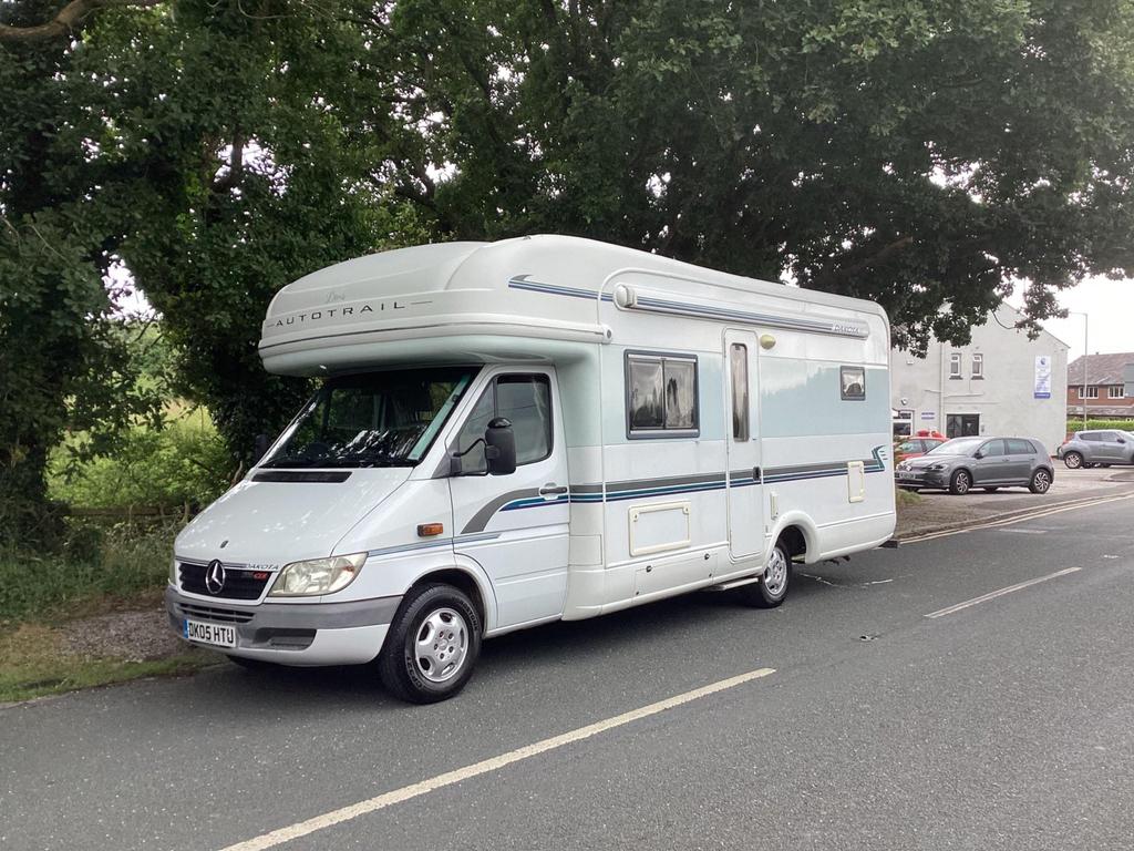 2005 Mercedes Benz Auto-trail Dakota SE - Image 2