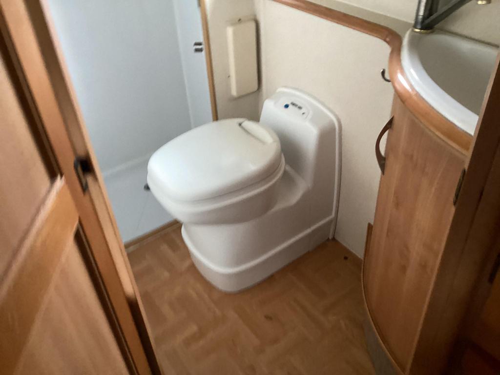 2005 Mercedes Benz Auto-trail Dakota SE - Image 14
