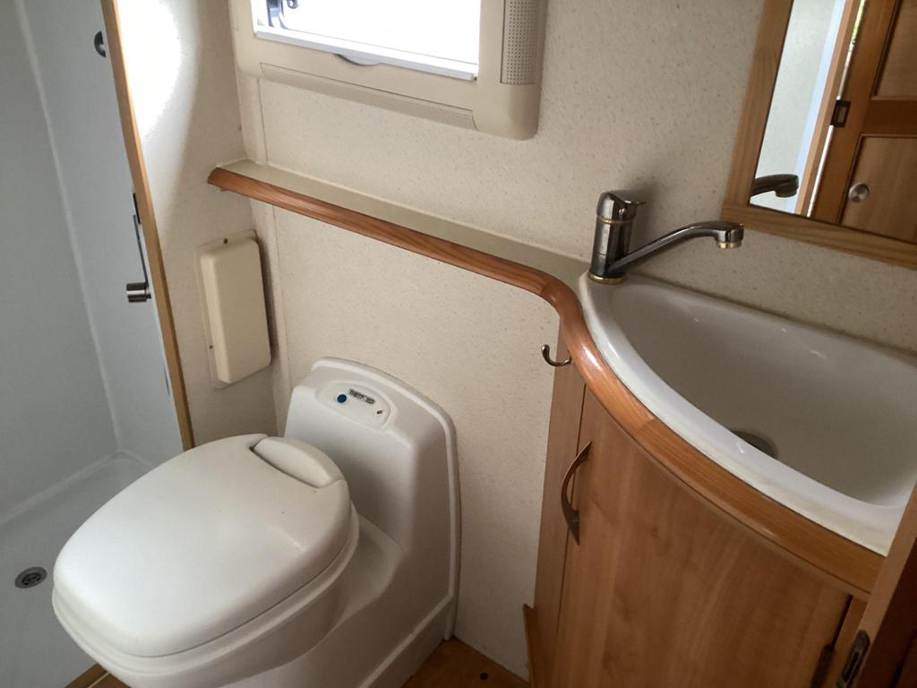 2005 Mercedes Benz Auto-trail Dakota SE - Image 15
